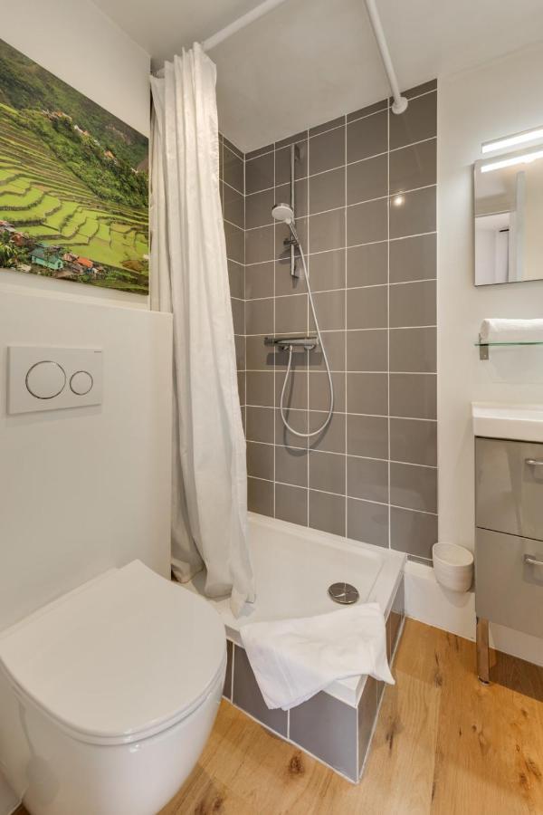 Le Mont Blanc - Charming T1 Ideal For 2 People With Balcony Annecy Bagian luar foto