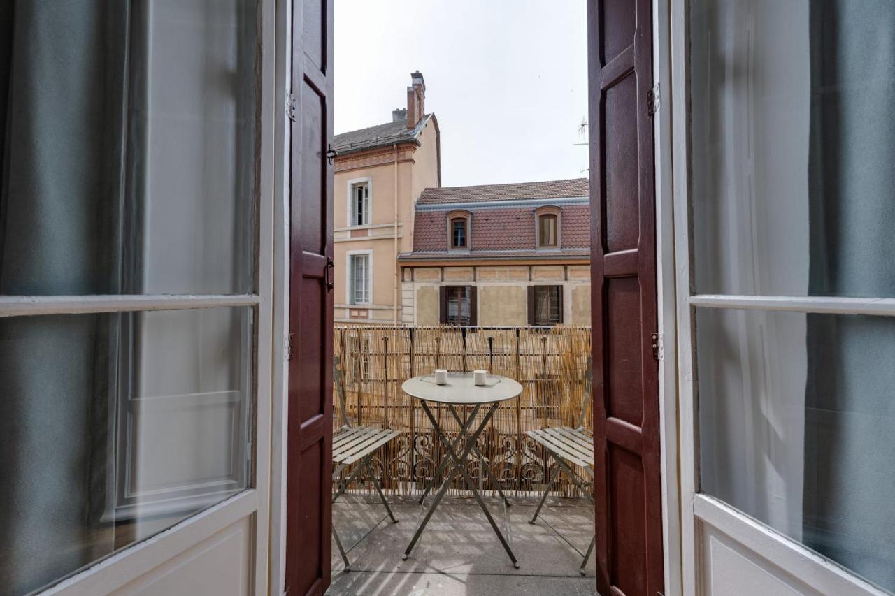 Le Mont Blanc - Charming T1 Ideal For 2 People With Balcony Annecy Bagian luar foto