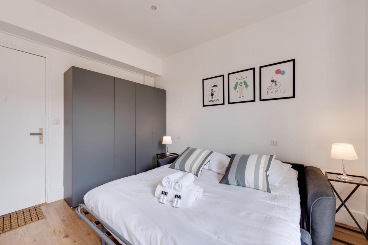 Le Mont Blanc - Charming T1 Ideal For 2 People With Balcony Annecy Bagian luar foto